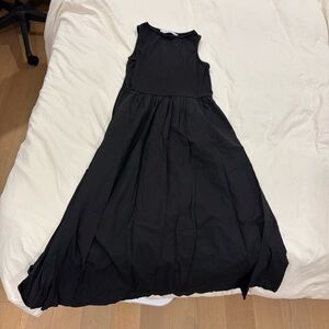 Lisa Says Gah Black Midi Dress